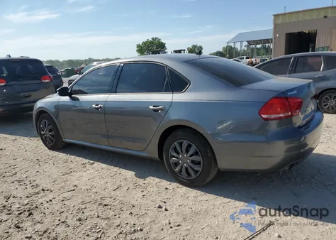 2015 Volkswagen Passat S from USA, damaged, VIN 1VWAT7A30FC006012